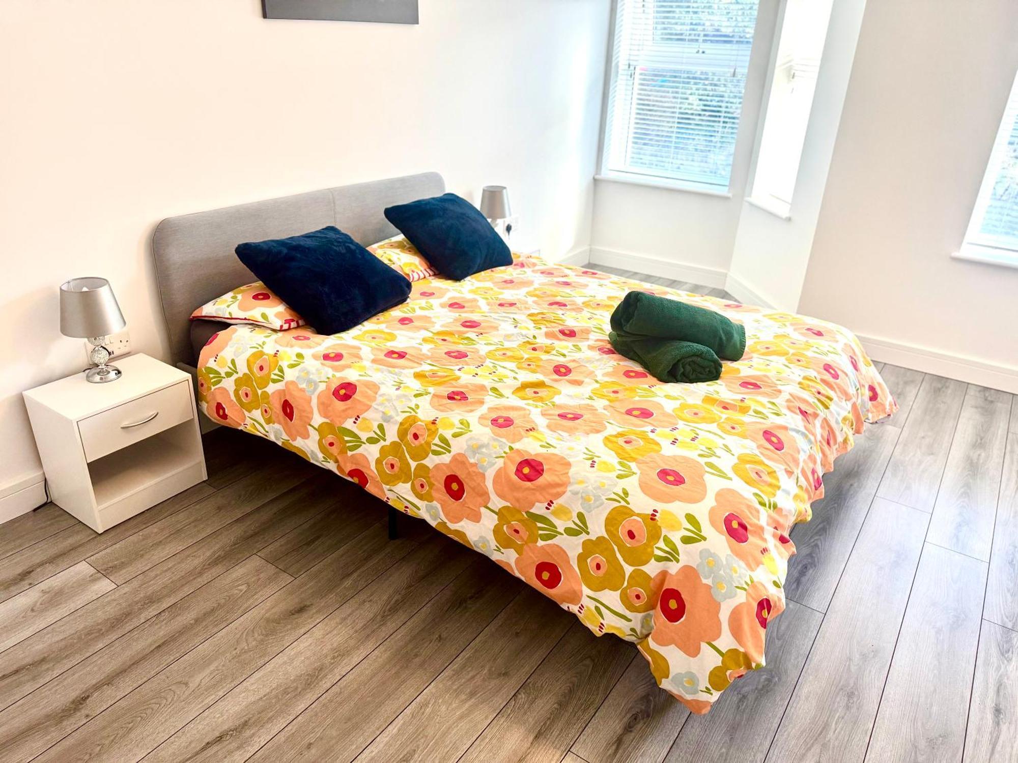 Lovely New 2 Bedroom Condo With Stunning Seaviews Penmaen-mawr Kültér fotó