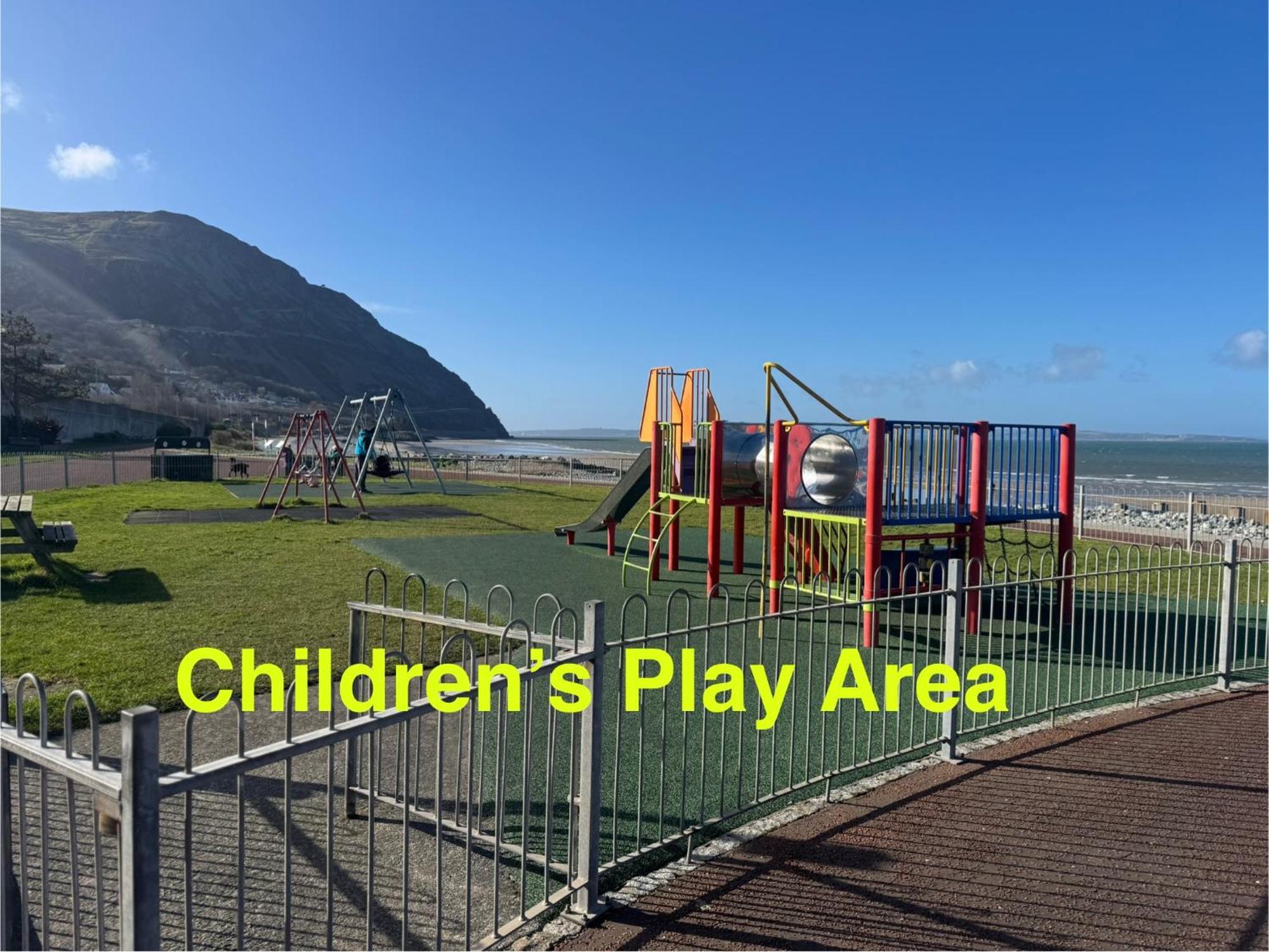 Lovely New 2 Bedroom Condo With Stunning Seaviews Penmaen-mawr Kültér fotó